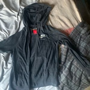 Nike zip up size Large in Girls